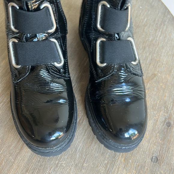 ARTICA Baldy Black Patent Leather Chunky Heel Strap Booties EU 37 US 6.5–7 - Picture 8 of 16